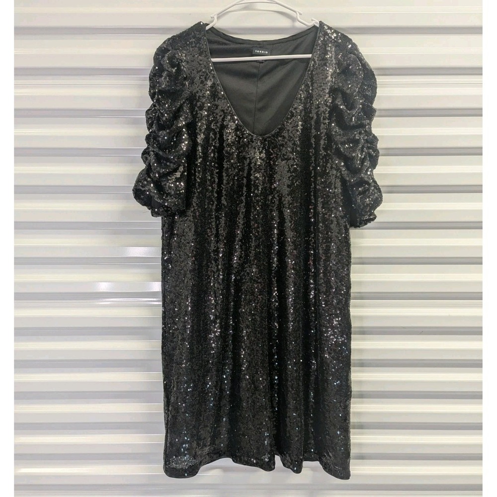 Glam Black Sequin Ruched Puff Sleeve Party Dress Torrid Plus 2X Indie Sleaze